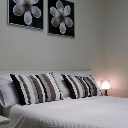 Hostal Oklahoma Reus Exteriör bild