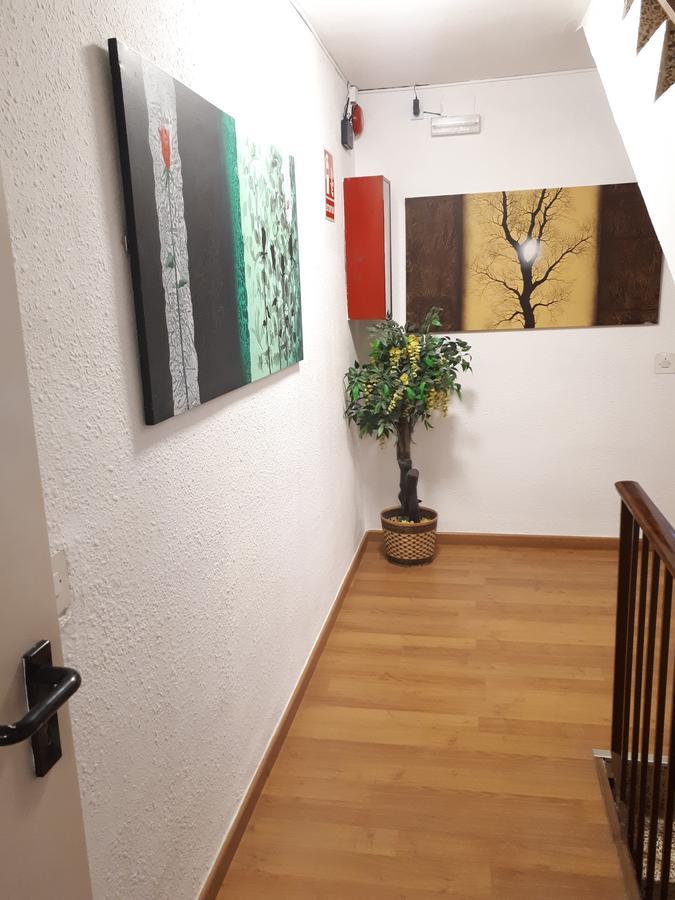 Hostal Oklahoma Reus Exteriör bild