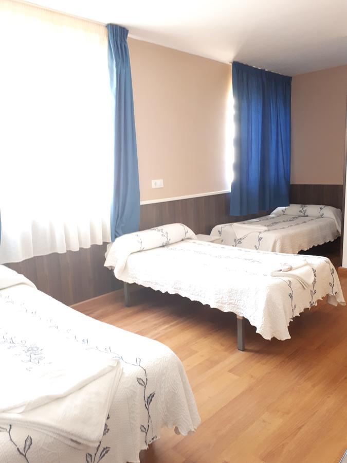 Hostal Oklahoma Reus Exteriör bild